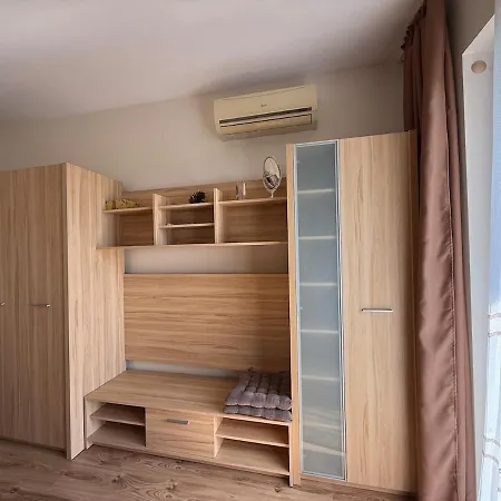 Solmar Sea View Apartment, Sunrise Apartmán *